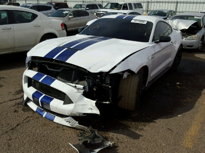 Illustration for article titled Someone Already Trashed A Ford Shelby GT350 Mustang